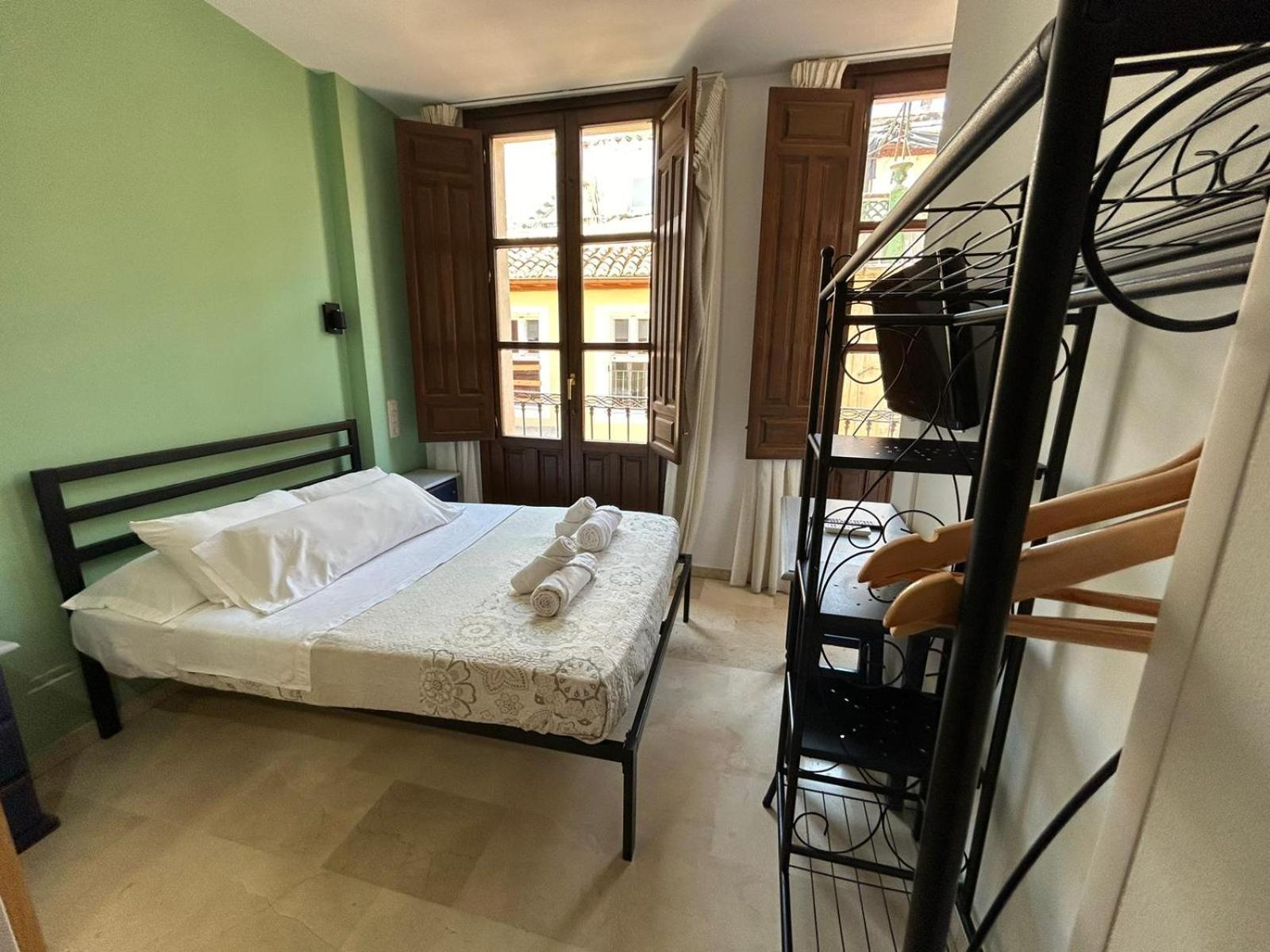 Hostal El Olivo Granada Kültér fotó