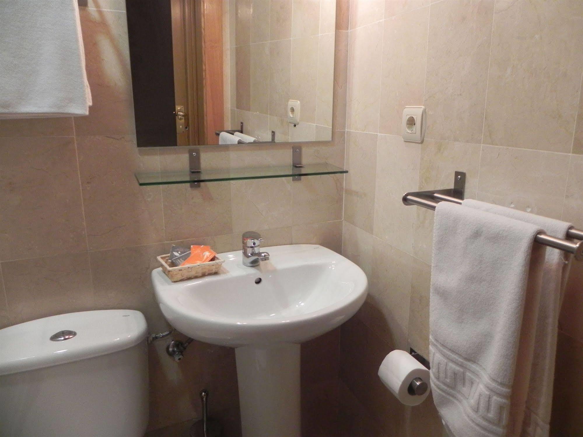 Hostal El Olivo Granada Kültér fotó